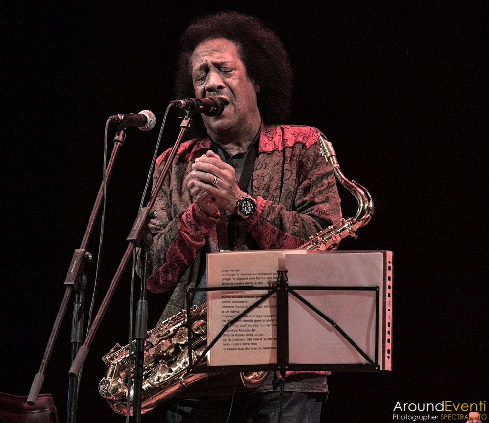 James Senese e Napoli Centrale_Teatro Tasso – Sorrento_©SpectraFoto_2-12-2017_13